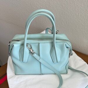 Elegant Light Blue Leather Handbag
